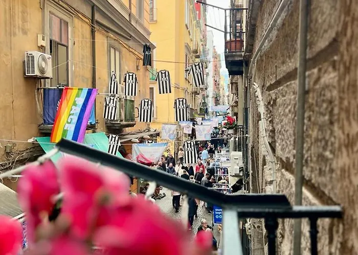 Casa Del Poeta - Spaccanapoli 아파트