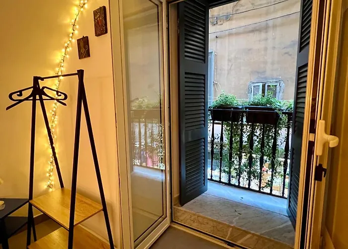 Casa Del Poeta - Spaccanapoli 아파트 *